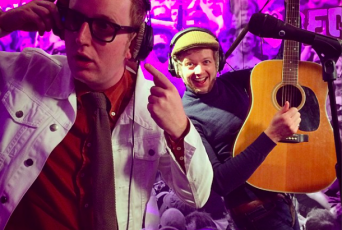 'Huisband' Giel tijdens 3FM 90's request